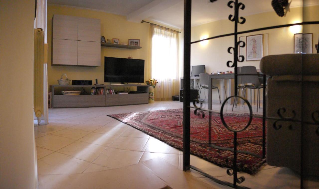 Apartamento La Casa Del Sole Caprarola Exterior foto
